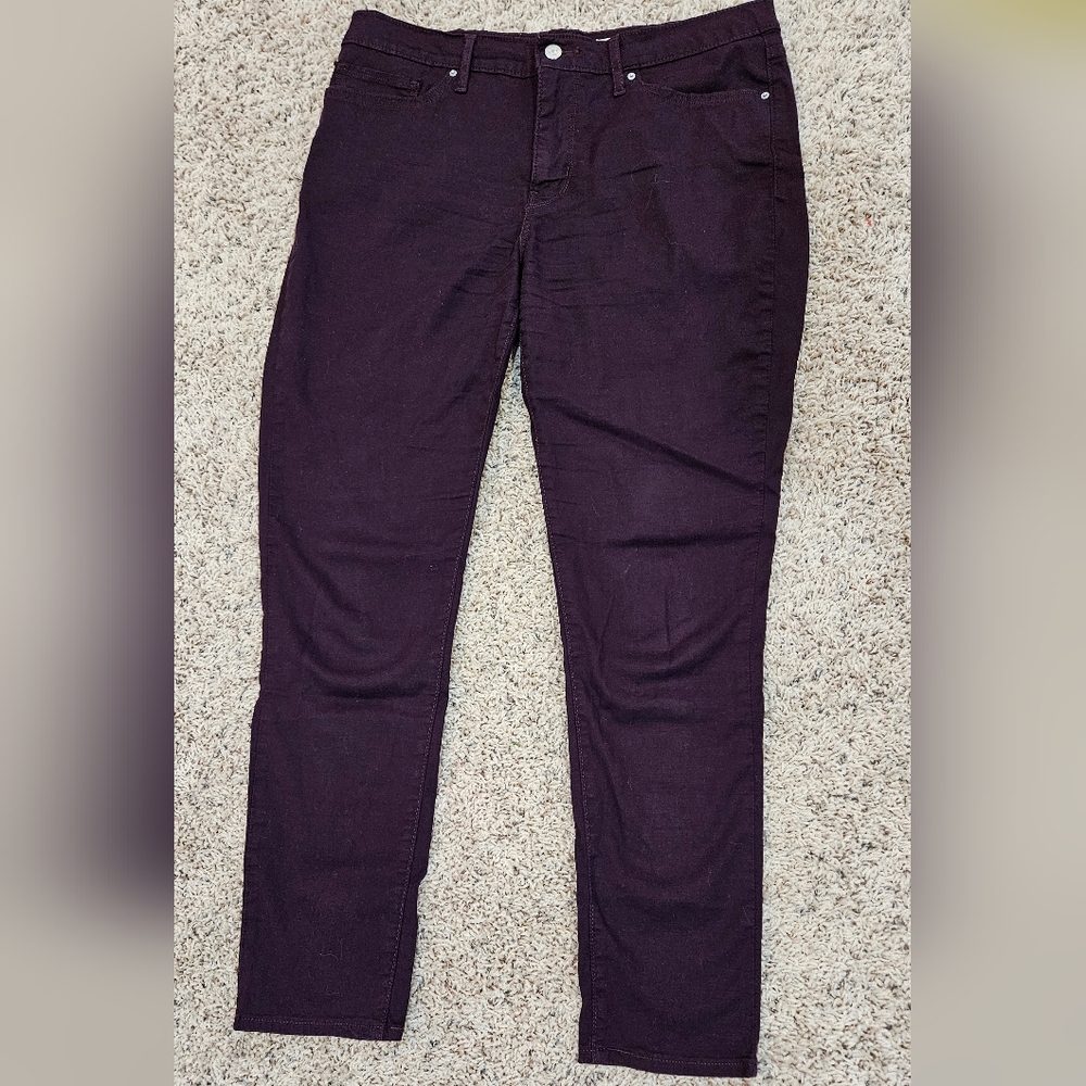 Levi's Women's Skinny Jeans in Deep Purple